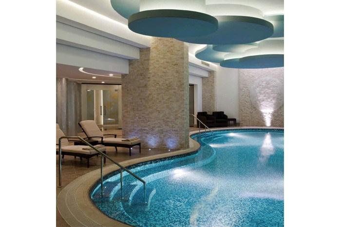 NG Residence Istanbul Europe / Guneshli