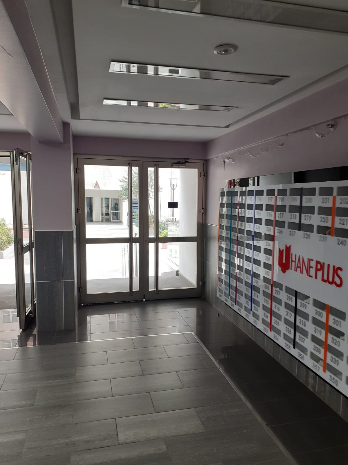 شقة سكنية للبيع اسطنبول أوروبا إسنيورت