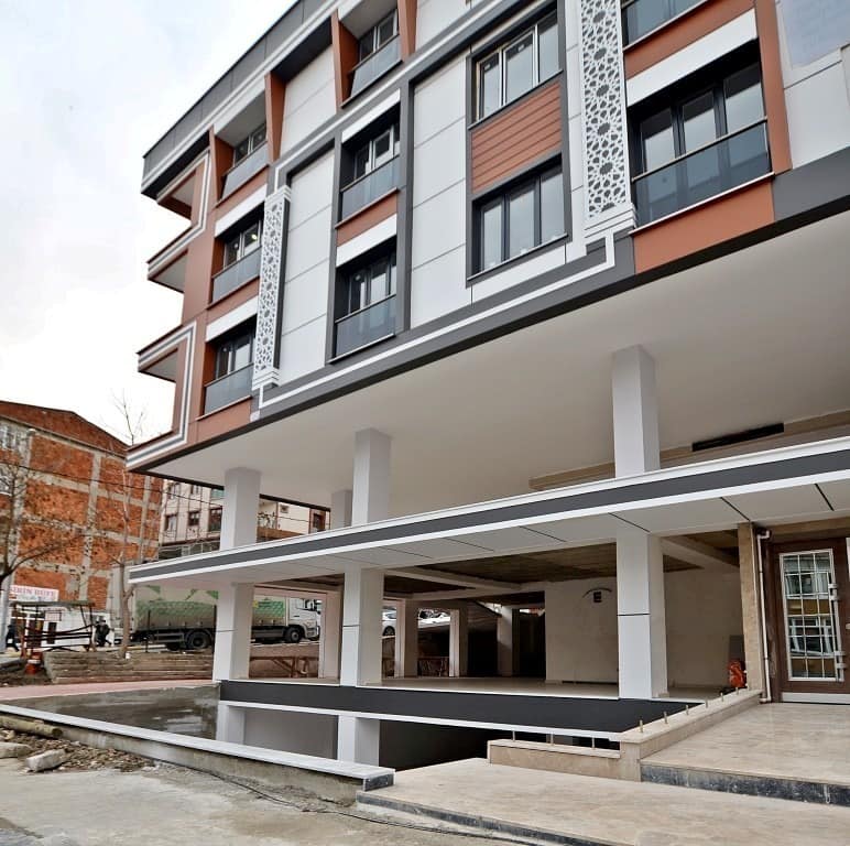 شقة سكنية للبيع في اسطنبول أوروبا بيلك دوزو