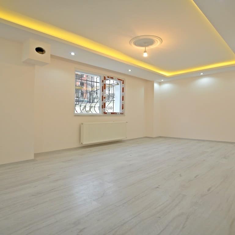 شقة سكنية للبيع في اسطنبول أوروبا بيلك دوزو