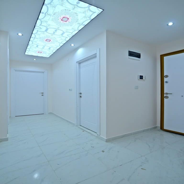 شقة سكنية للبيع في اسطنبول أوروبا بيلك دوزو