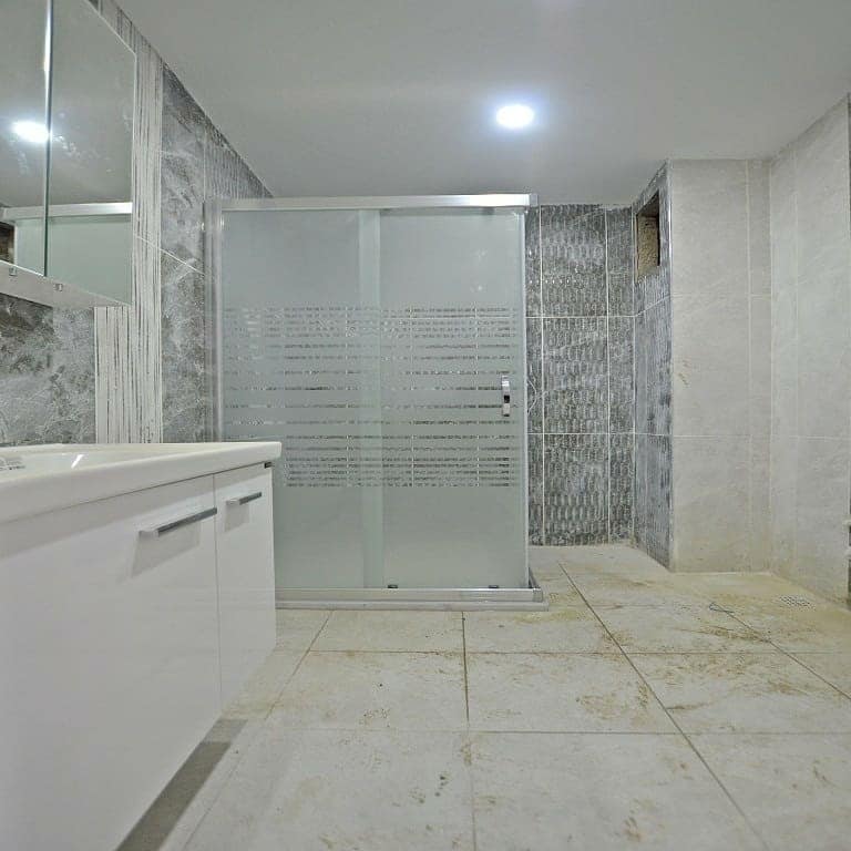 شقة سكنية للبيع في اسطنبول أوروبا بيلك دوزو