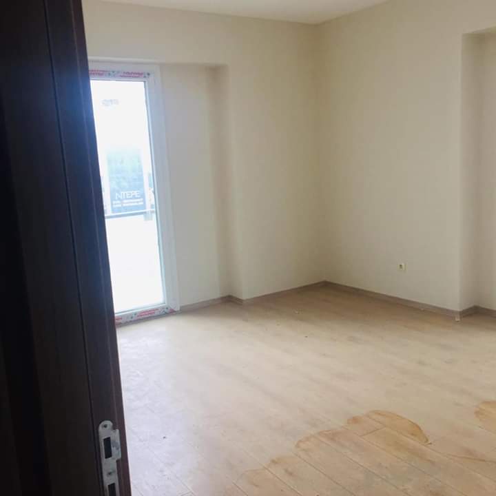 شقة سكنية للبيع في اسطنبول أوروبا / بيلك دوزو