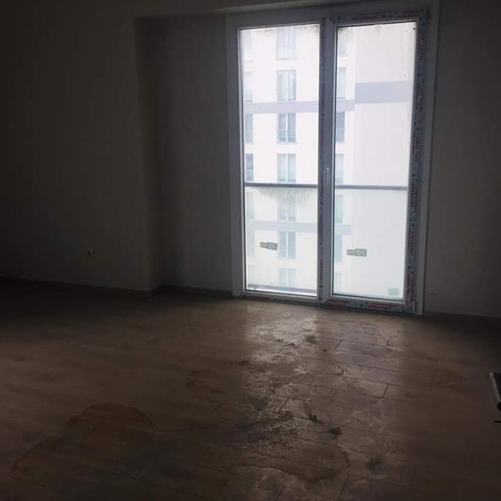 شقة سكنية للبيع في اسطنبول أوروبا / بيلك دوزو