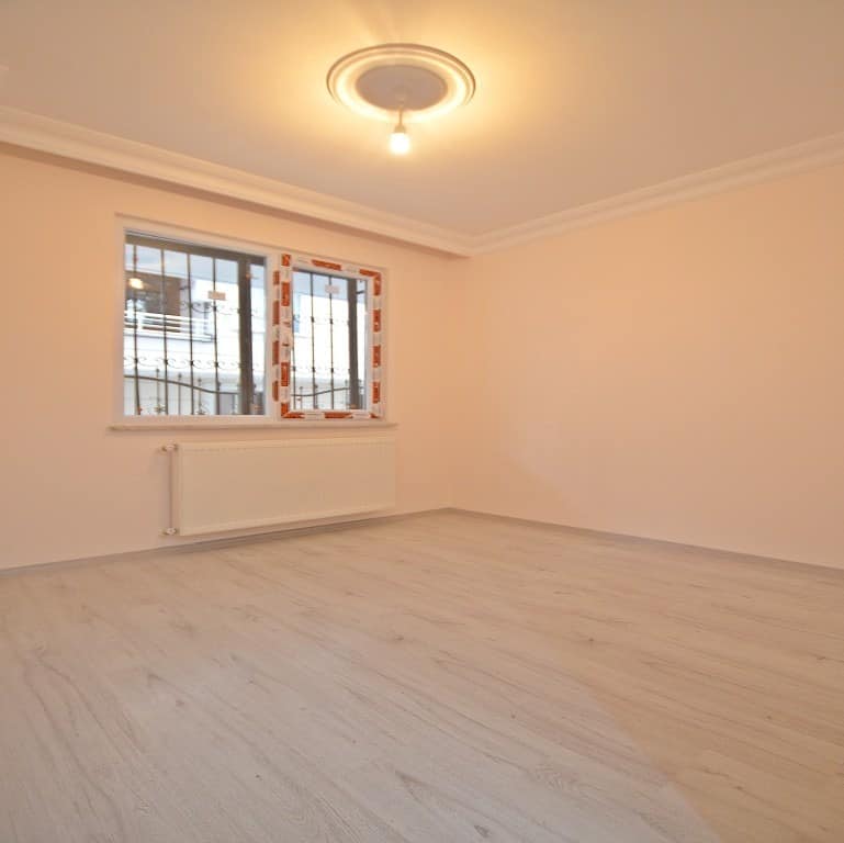 شقة سكنية للبيع في اسطنبول أوروبا بيلك دوزو